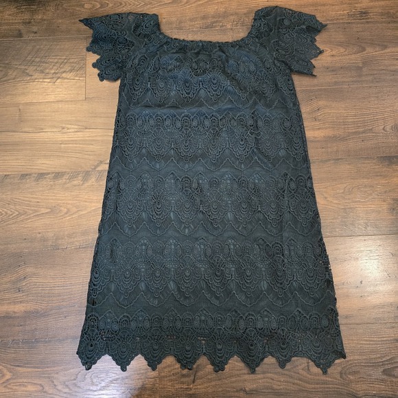 Hope and Harlow Green Lace Dress Christmas Holiday Party Cocktail Elegant - Picture 2 of 10